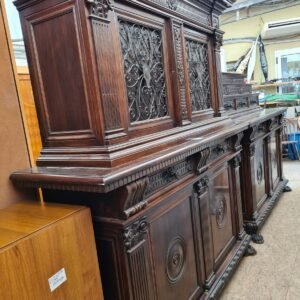 Mobile in legno massello